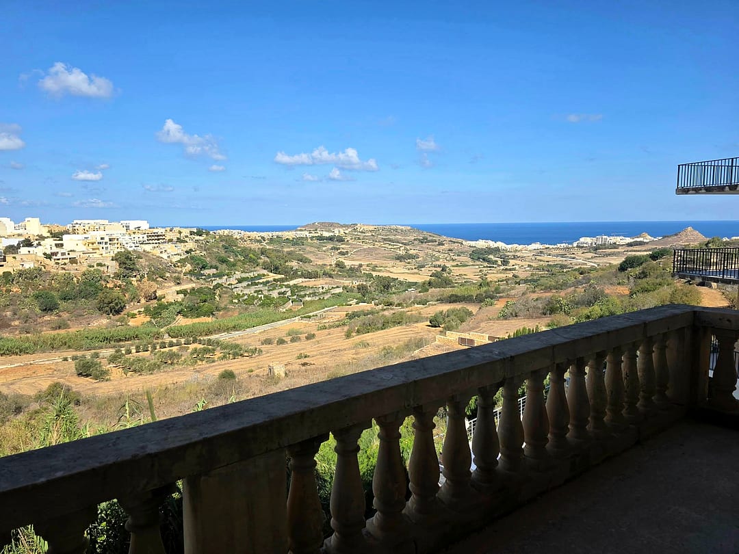 Apartment in Xaghra - 2 beds — 5