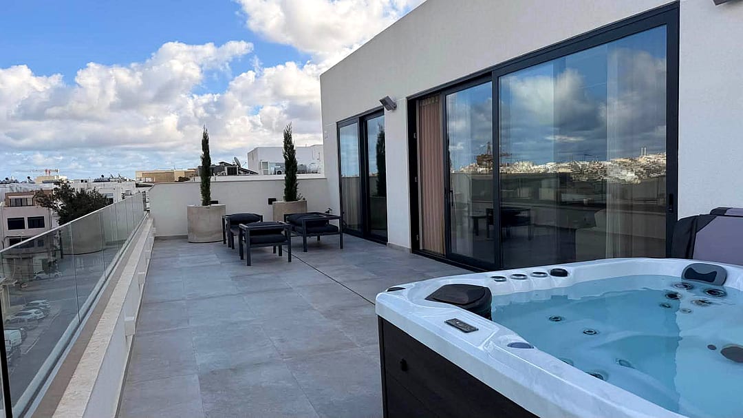 Penthouse in Birkirkara — 1