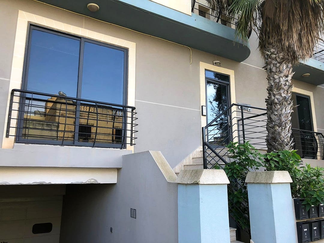 Apartment in Naxxar - 2 beds — 4