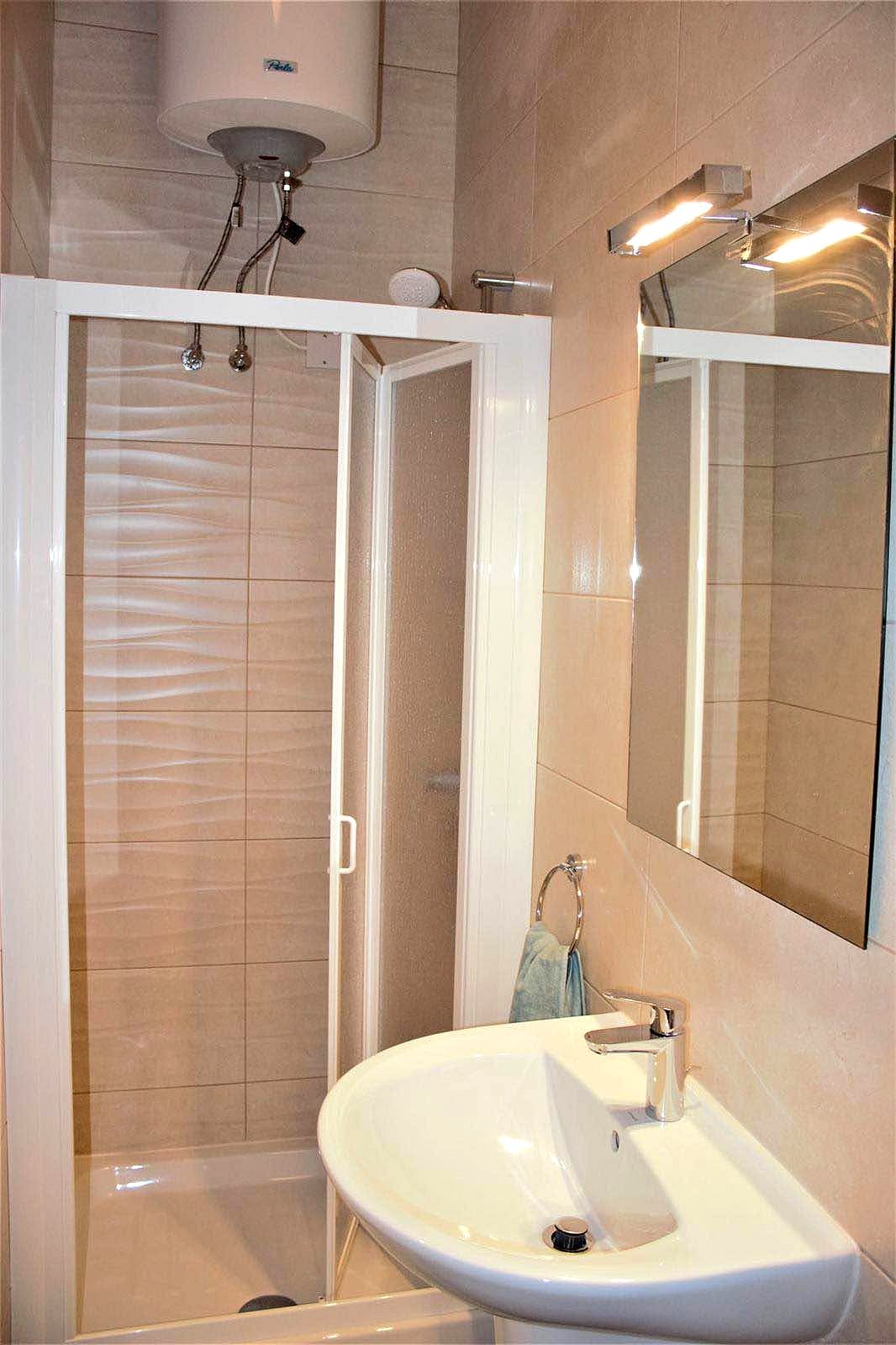 Apartment in St Julian's - 2 beds, 2 baths — 4