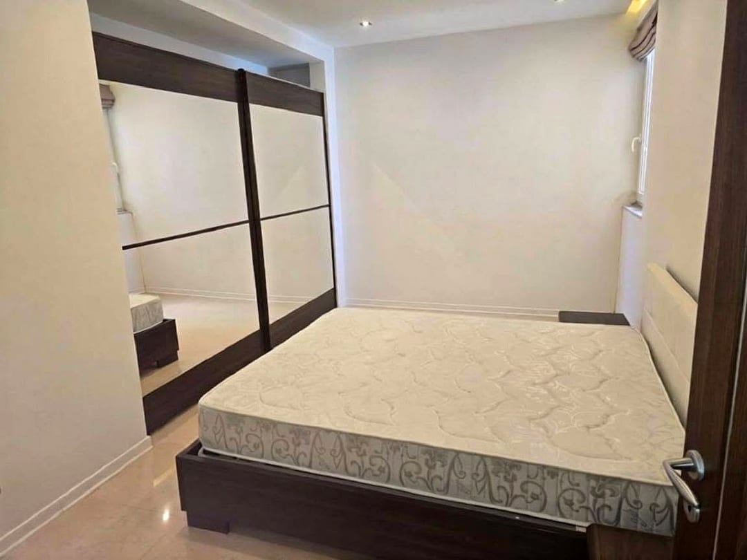 Apartment in St Julian's - 4 beds — 5