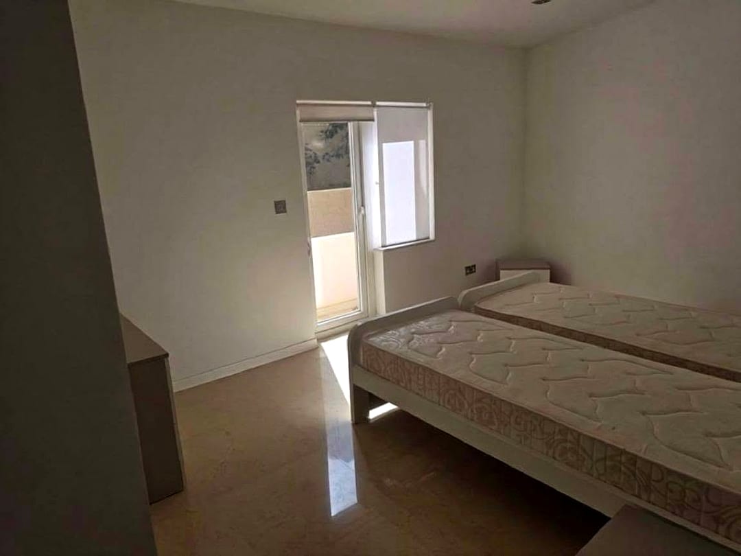 Apartment in St Julian's - 4 beds — 4