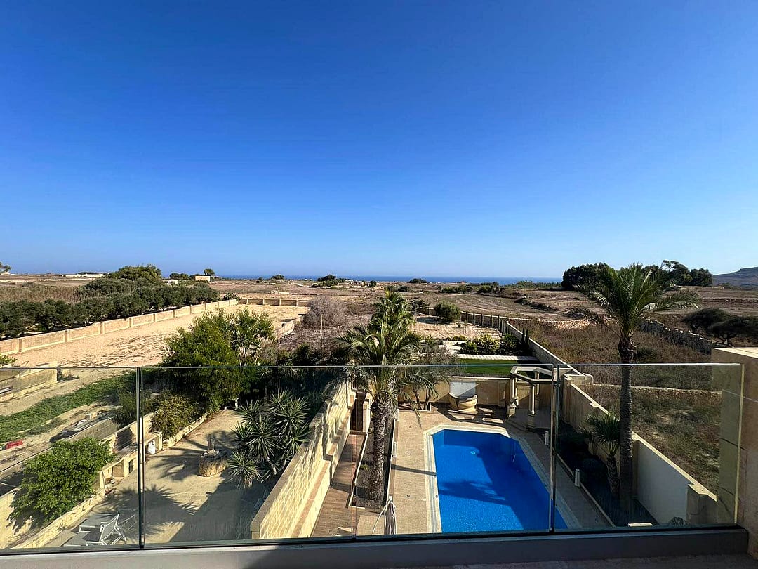 Penthouse in Gozo - 3 beds, 2 baths — 1
