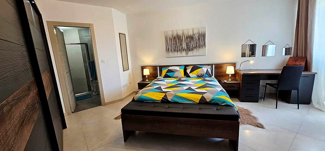 Apartment in Gzira - 1 bed, 1 bath — 5