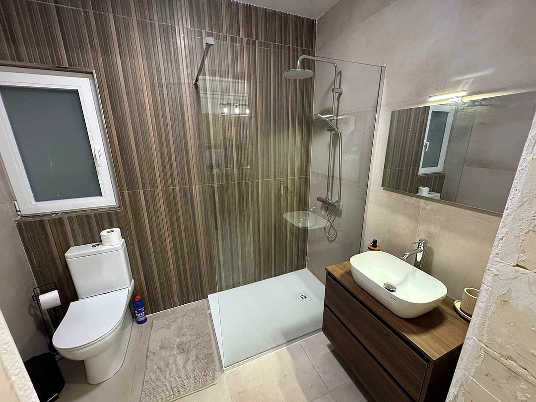 Apartment in Naxxar - 2 beds, 2 baths — 4