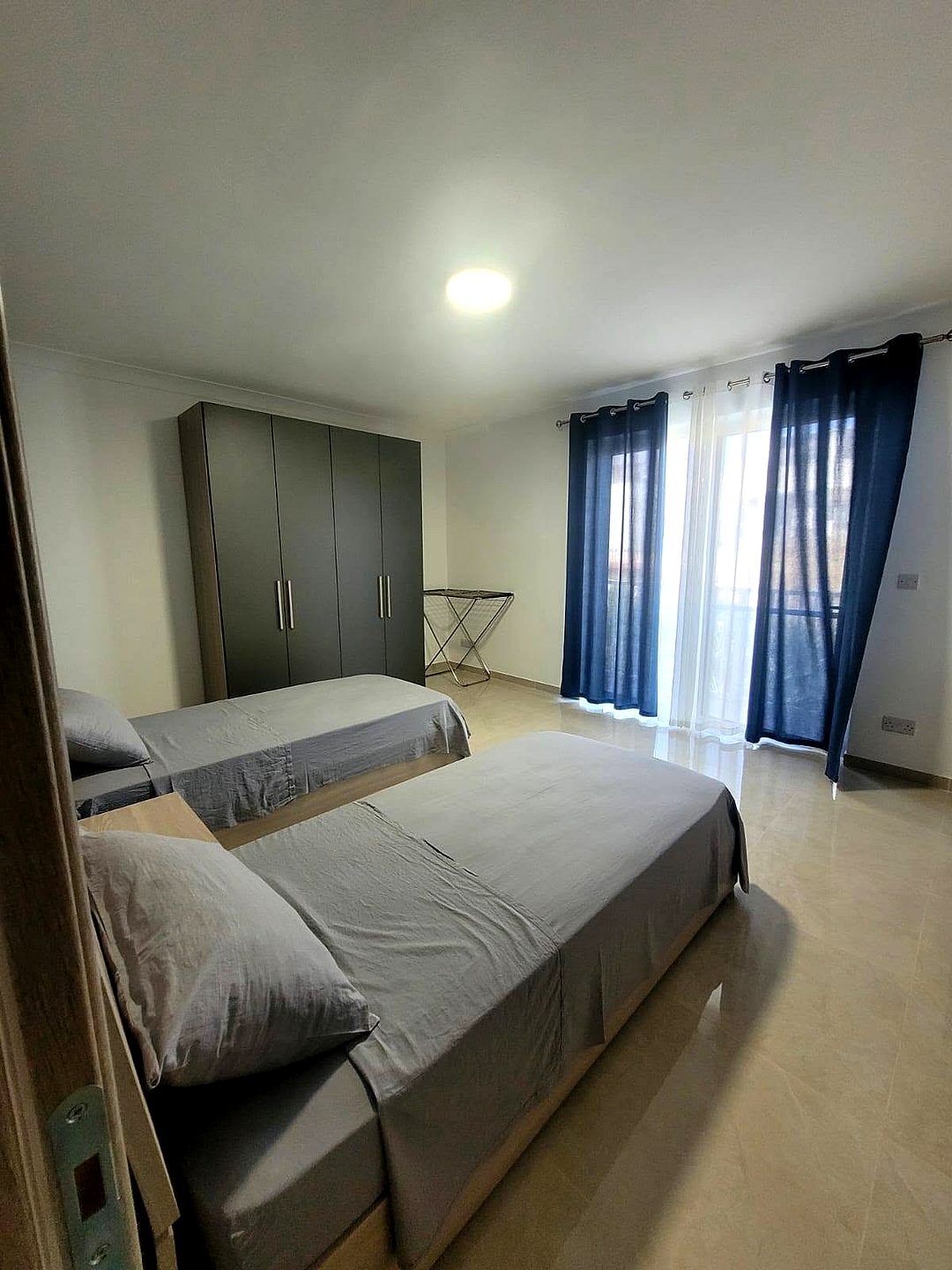 Apartment in Victoria - 2 beds, 2 baths — 2
