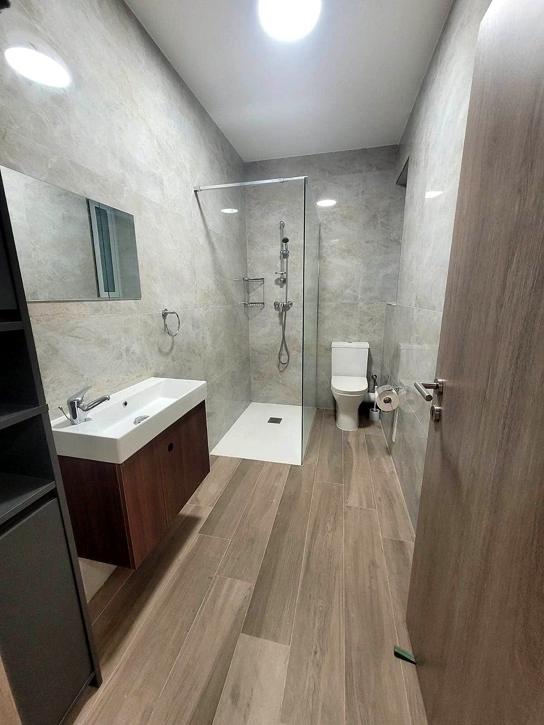 Apartment in Victoria - 2 baths — 5