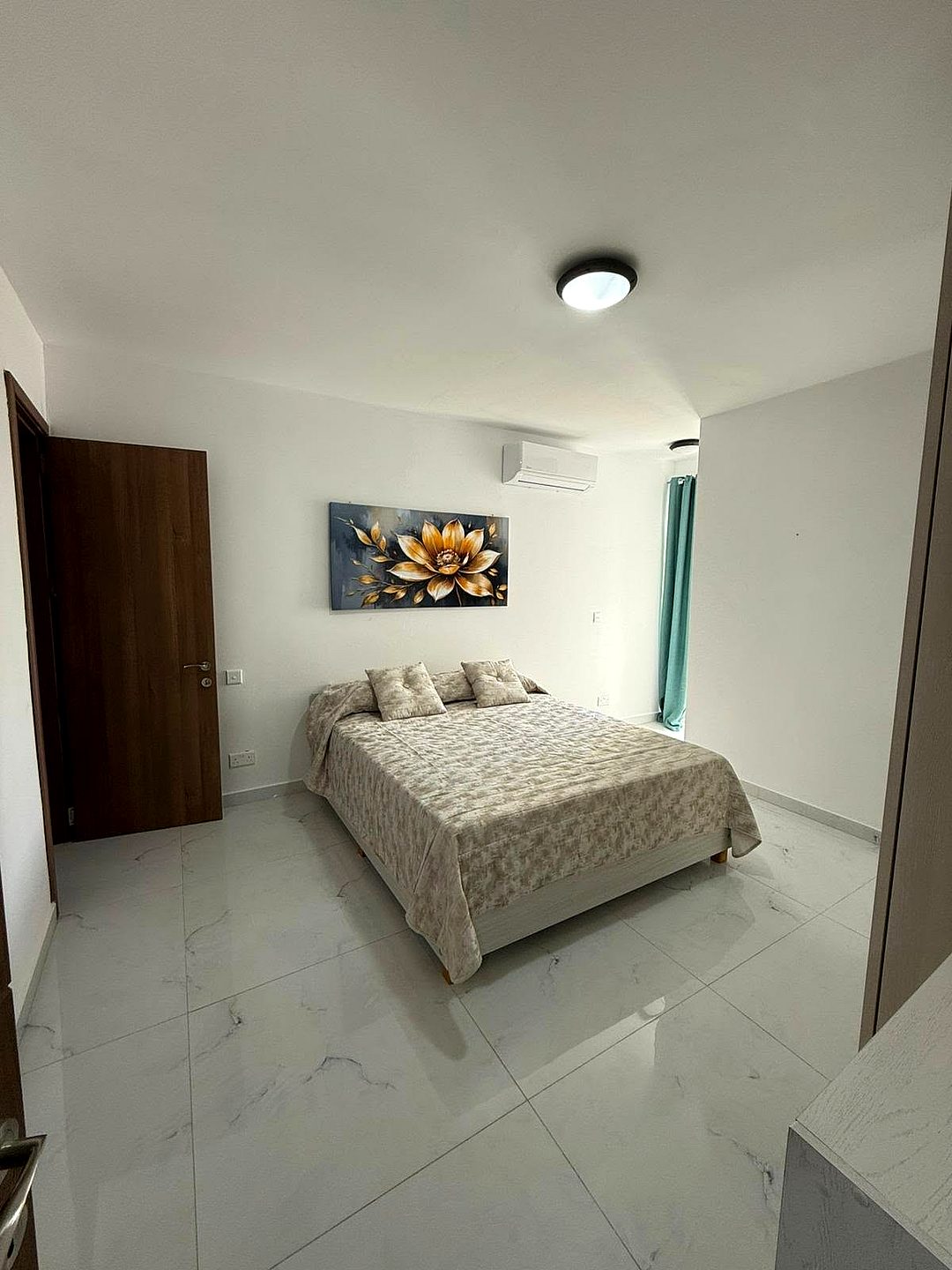 Apartment in Gzira - 2 beds, 2 baths — 2