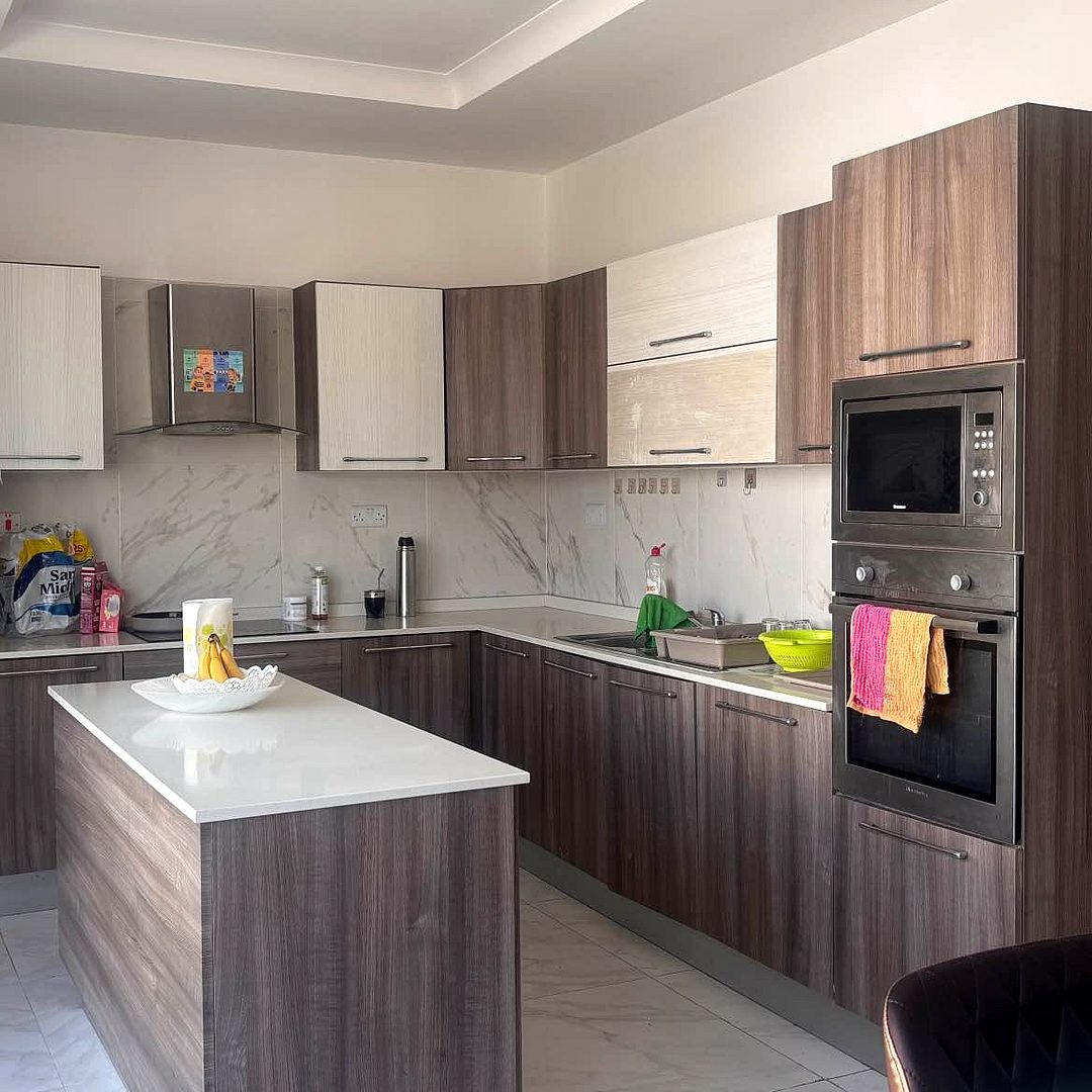Apartment in Swieqi - 3 beds, 2 baths — 7