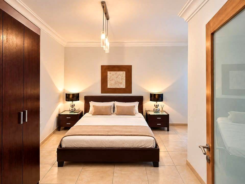 Apartment in Qawra - 3 beds, 2 baths — 1