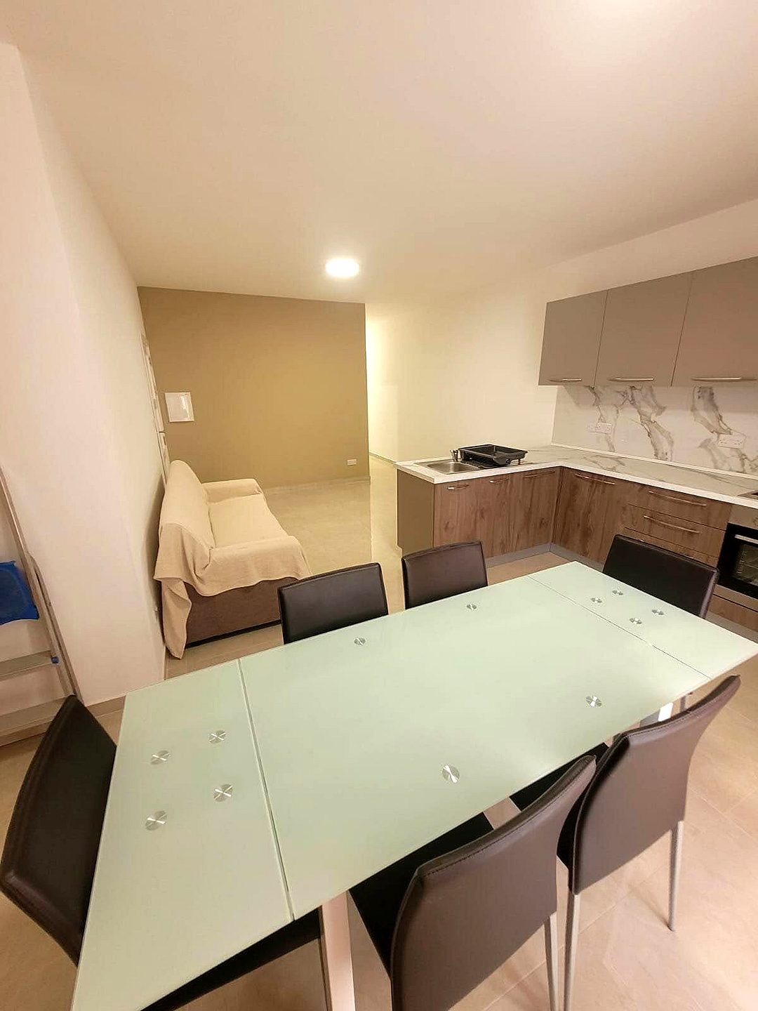 Apartment in Victoria - 2 baths — 5