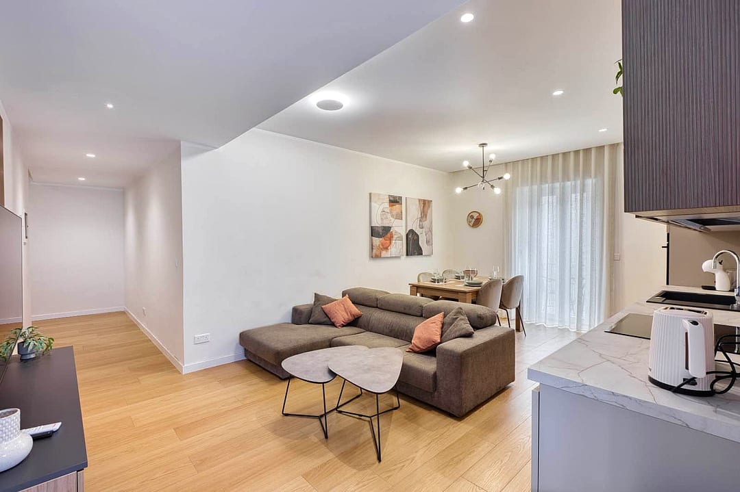 Apartment in St Julian's - 2 beds, 2 baths — 1