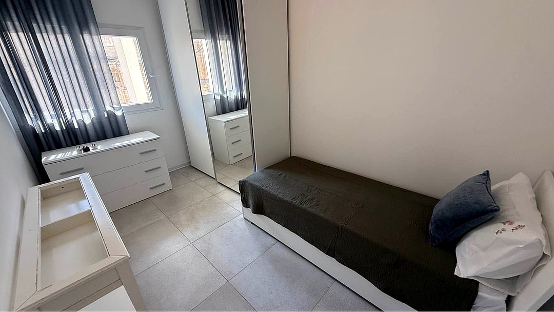 Apartment in Pembroke - 3 beds — 5