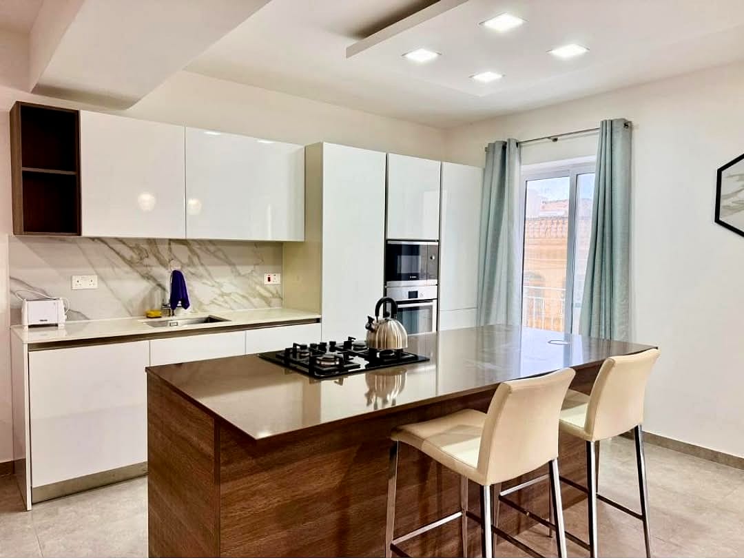 Room in Xaghra — 1
