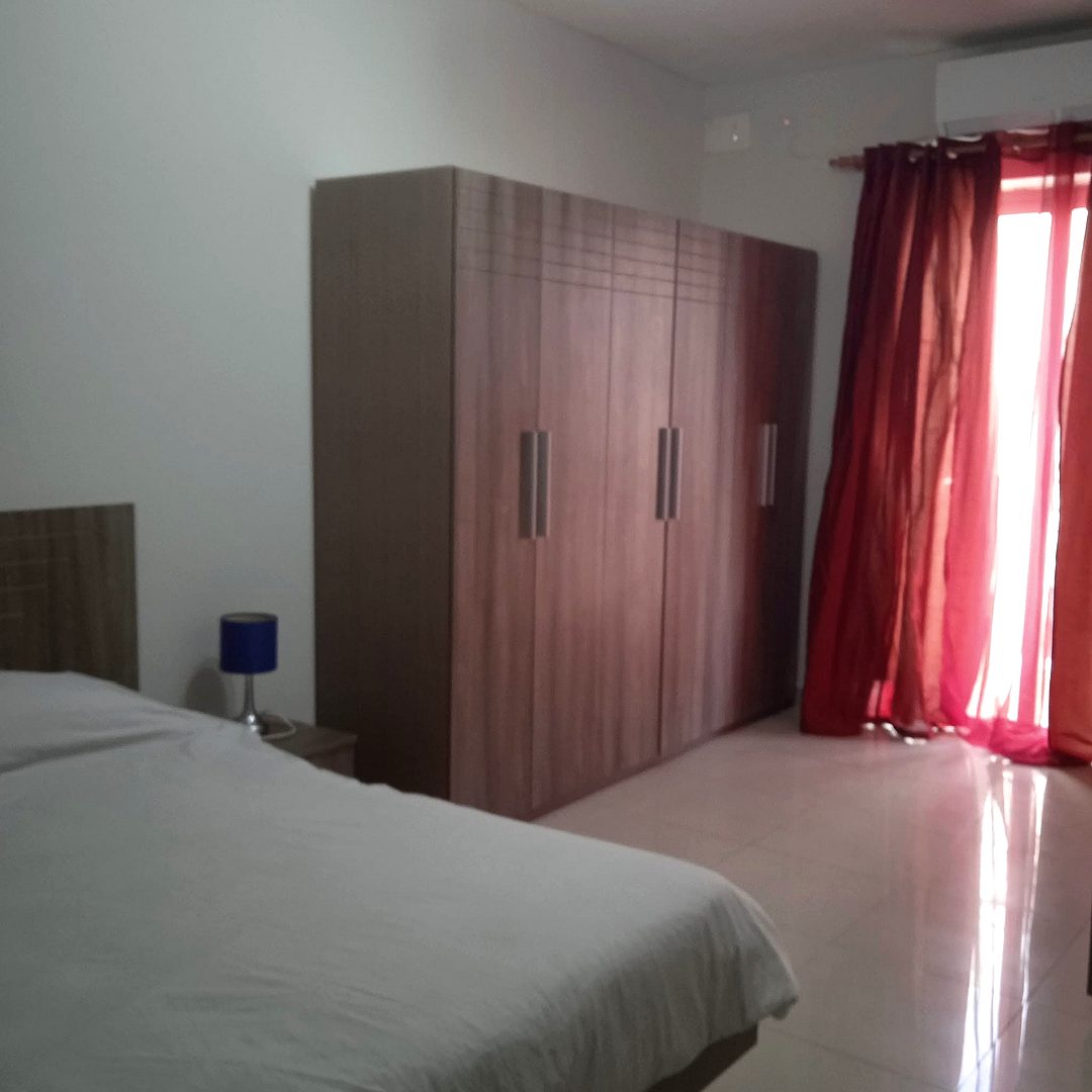 Apartment in Sliema - 3 beds, 2 baths — 3