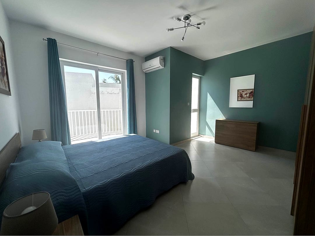 Apartment in Mosta - 3 beds — 4