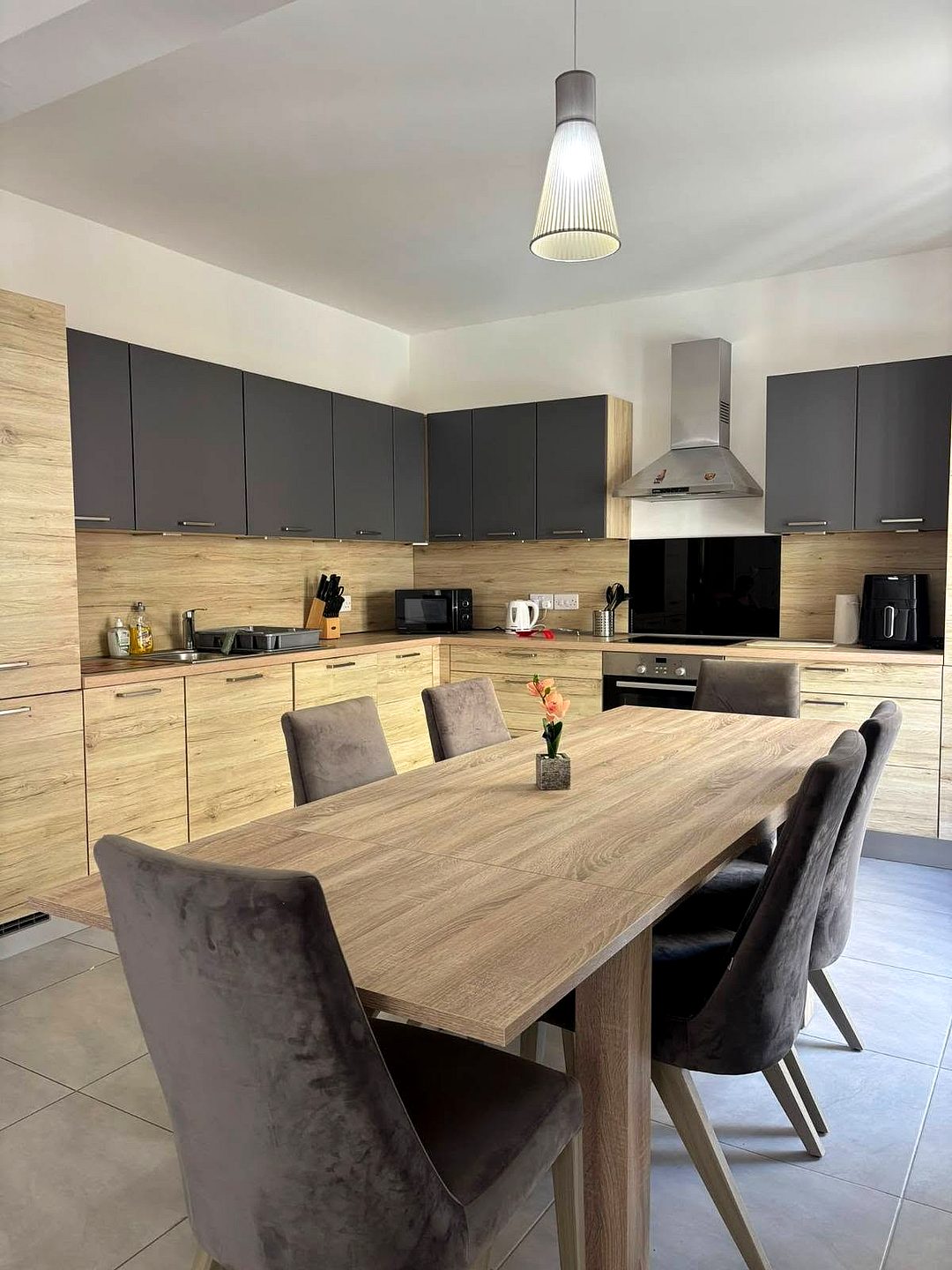 Apartment in Sliema - 3 beds, 2 baths — 4