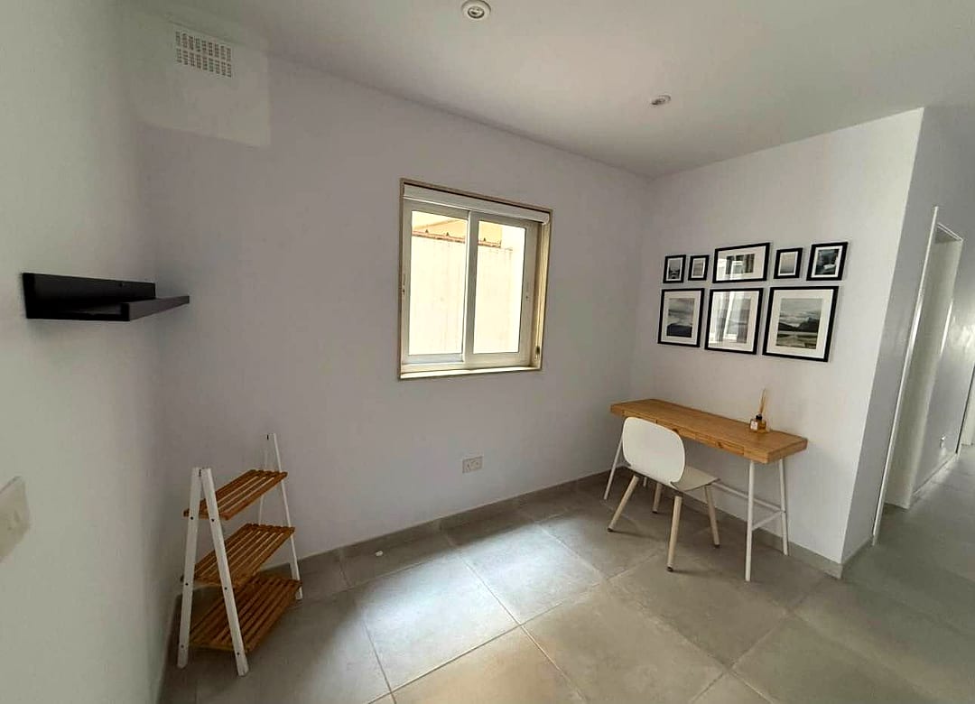 Apartment in Swieqi - 3 beds, 2 baths — 2