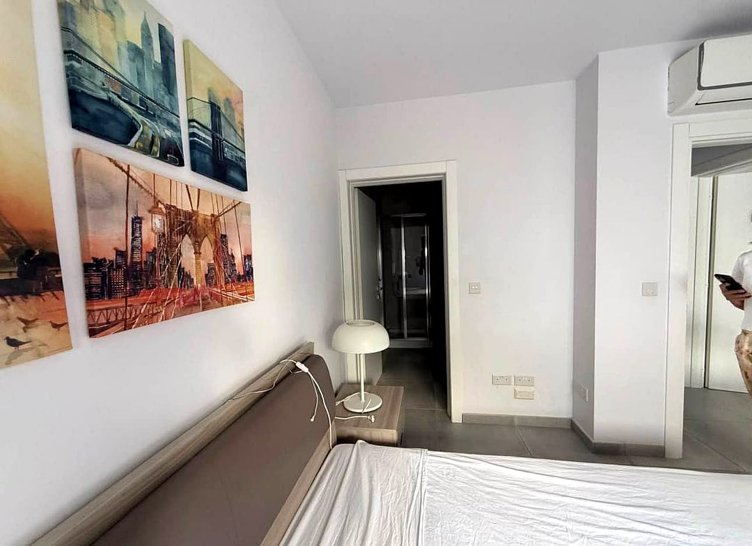 Apartment in Swieqi - 3 beds, 2 baths — 4