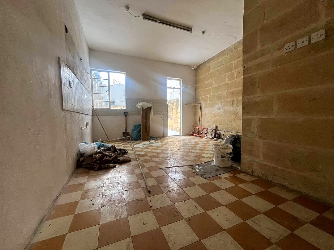 Townhouse in Tarxien - 2 beds, 1 bath — 3