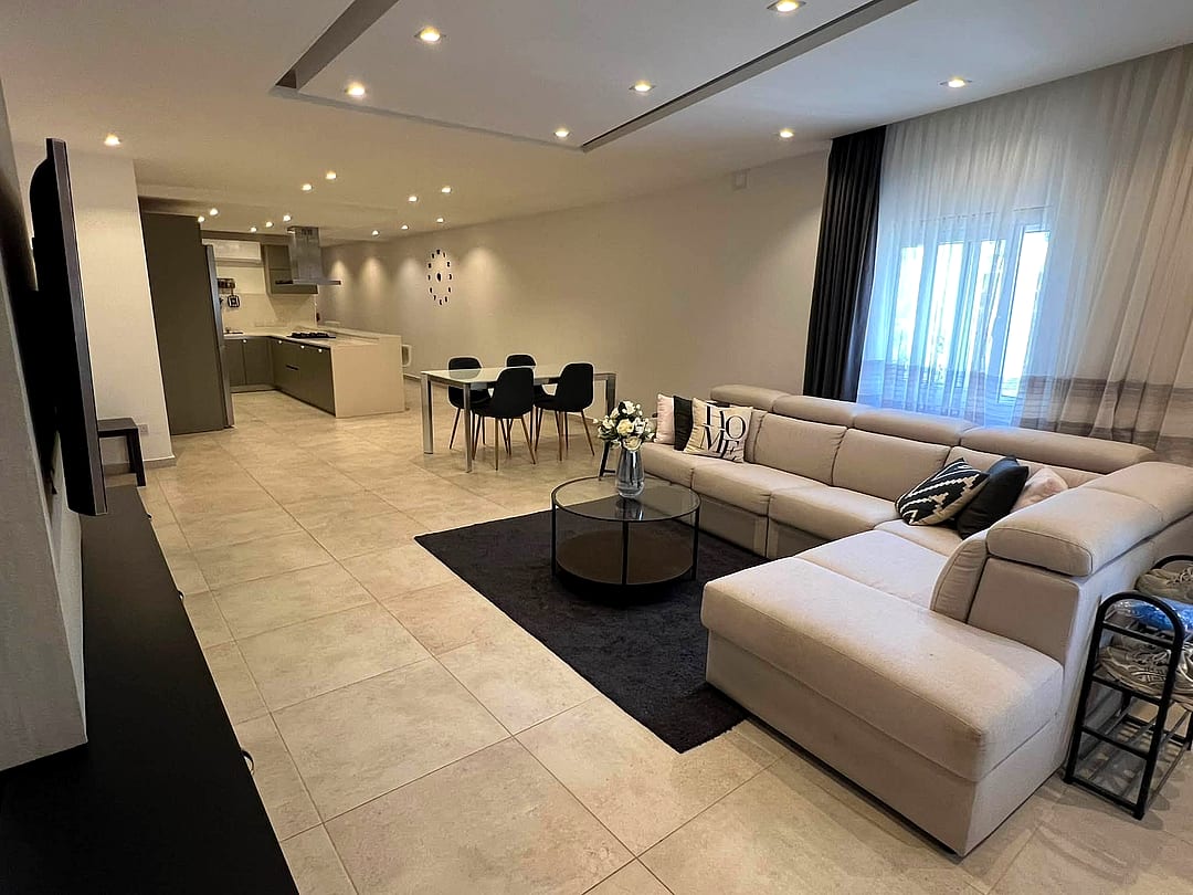 Maisonette in Xaghra - 3 beds, 2 baths — 2