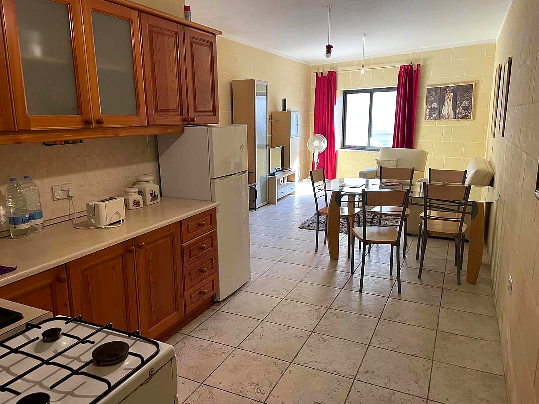 Apartment in Xlendi - 3 beds, 2 baths — 3
