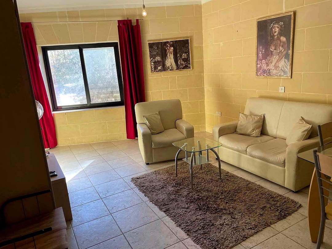 Apartment in Xlendi - 3 beds, 2 baths — 2