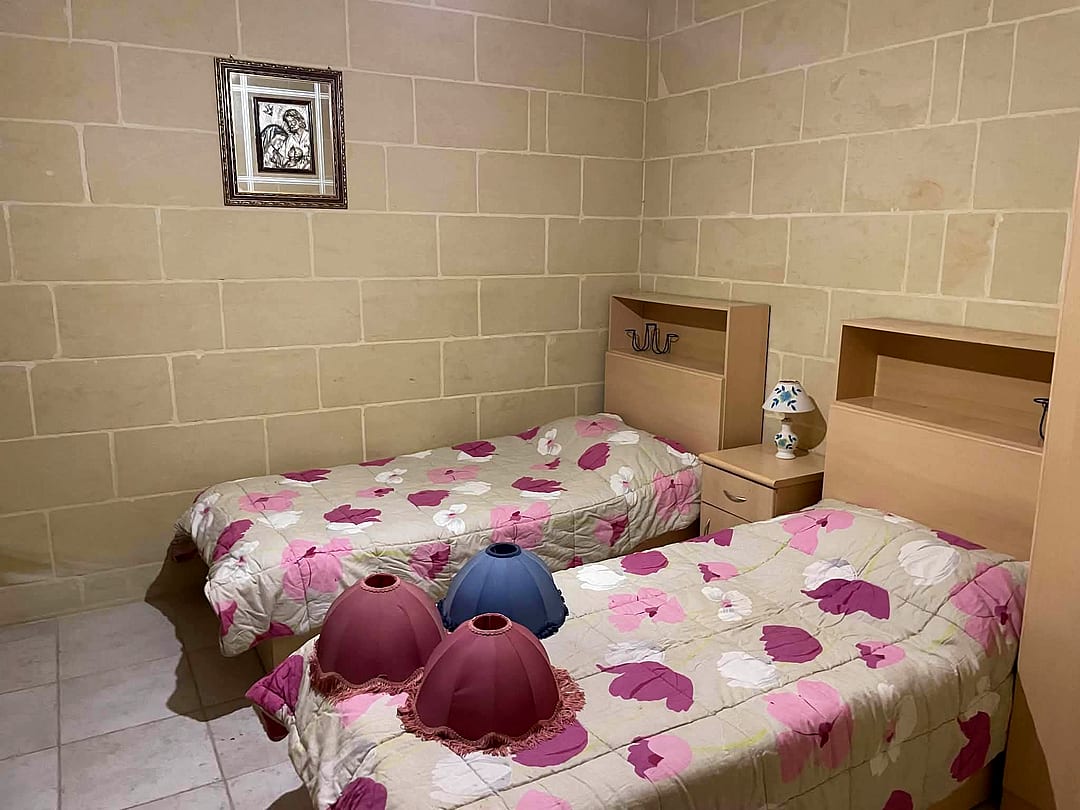 Apartment in Xlendi - 3 beds, 2 baths — 4