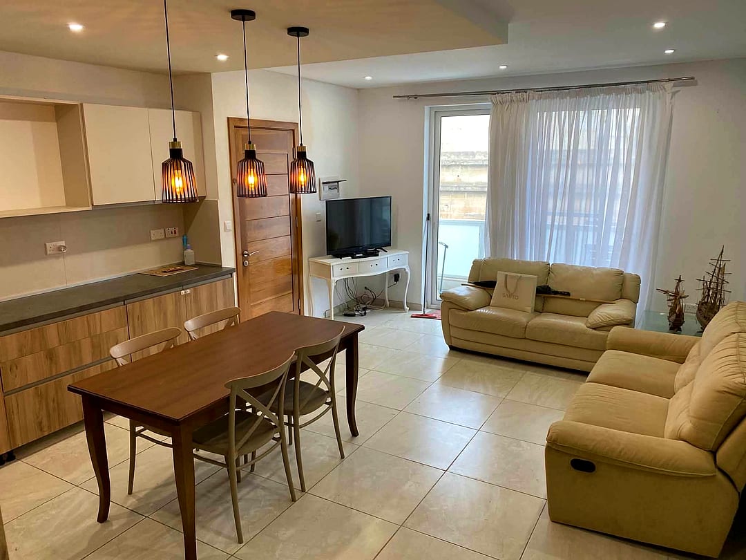Apartment in Birkirkara - 2 beds — 1