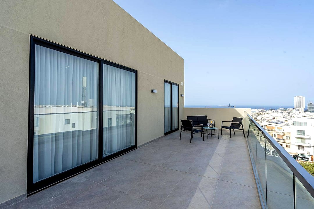 Penthouse in Swieqi - 2 baths — 1