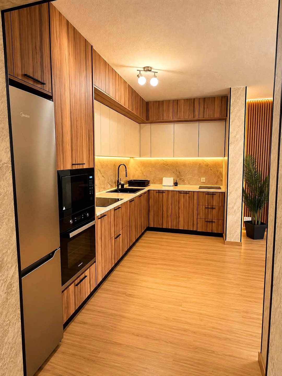 Apartment in St Julian's - 3 beds, 3 baths — 1