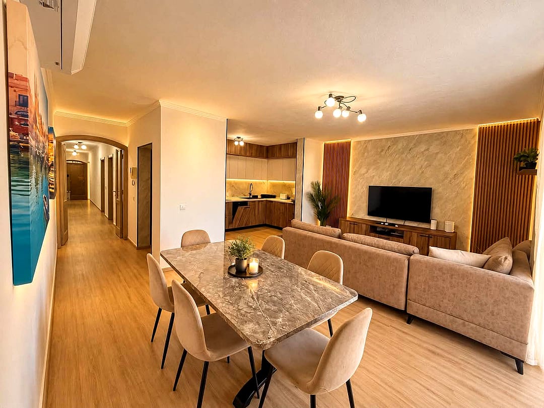Apartment in St Julian's - 3 beds, 3 baths — 2