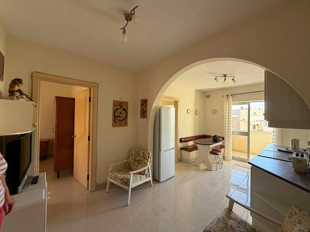 Apartment in St Paul's Bay - 2 beds, 2 baths — 1