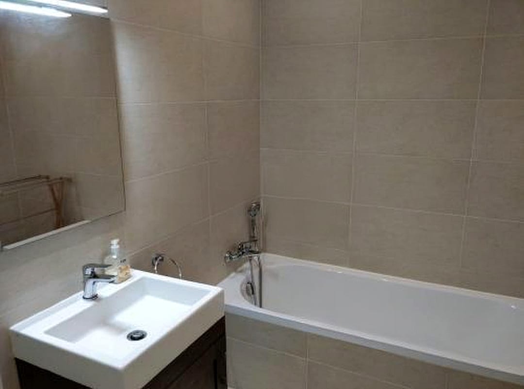 Modern 2-bedroom maisonette with garage in Żebbuġ — 4