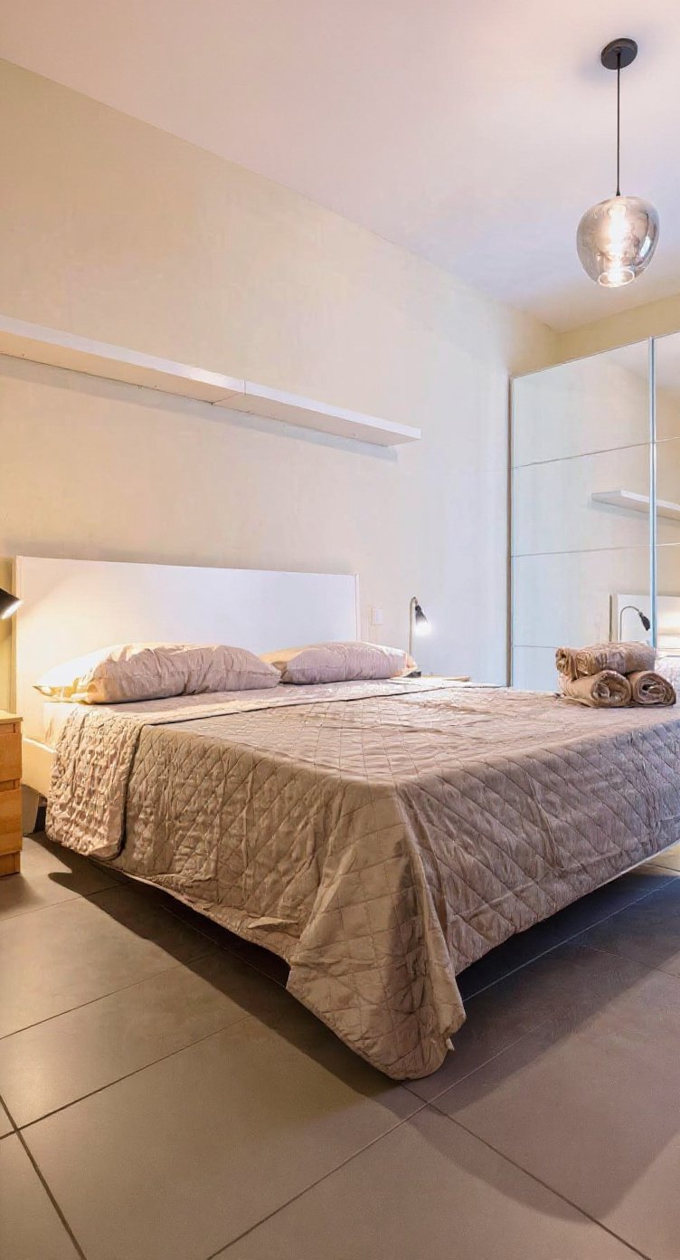 Apartment in Gzira - 3 beds, 2 baths — 4