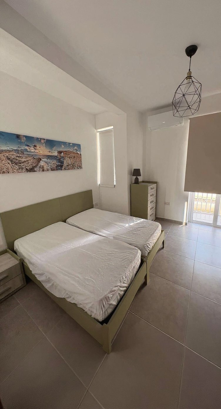 Penthouse in Sliema - 3 beds, 2 baths — 5