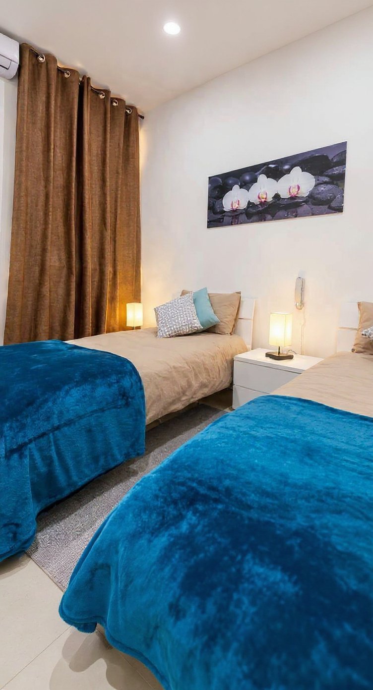 Apartment in Gzira - 2 beds, 2 baths — 4