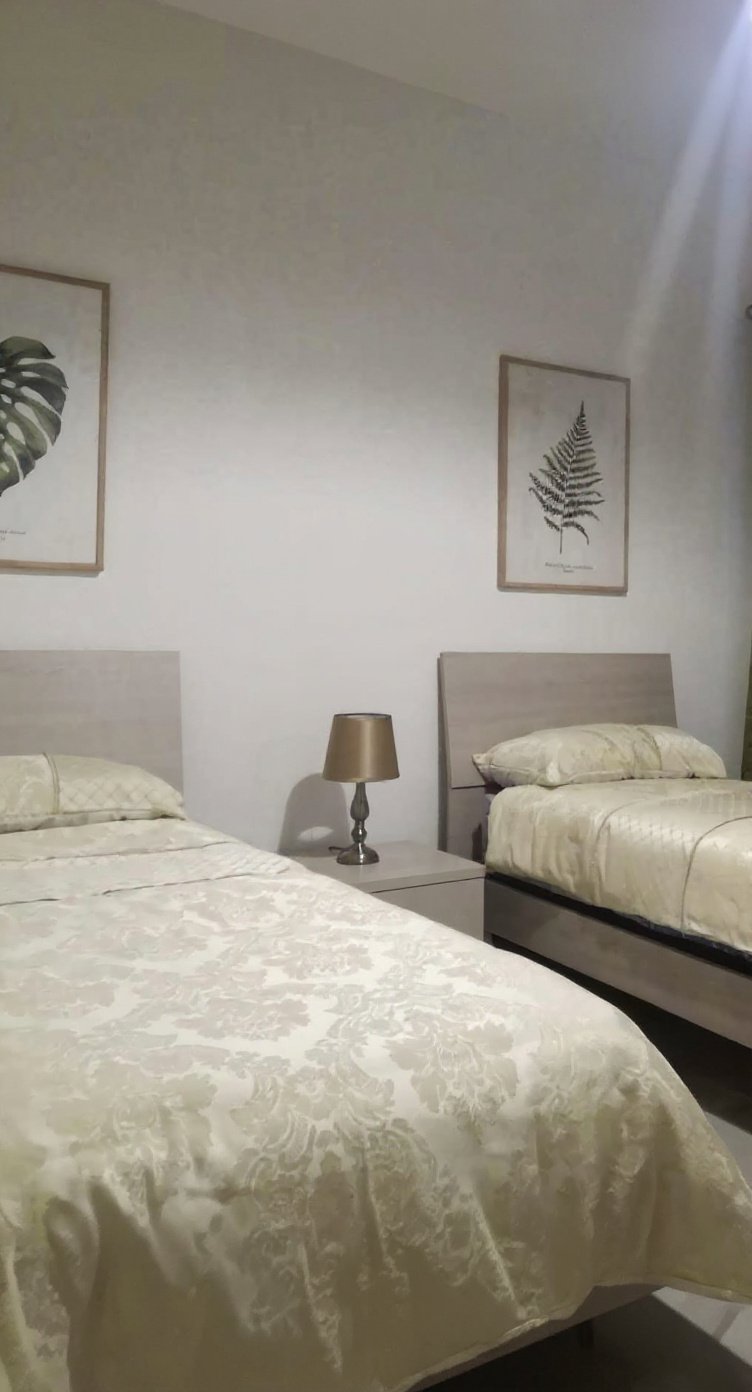 Apartment in Qawra - 3 beds, 2 baths — 2