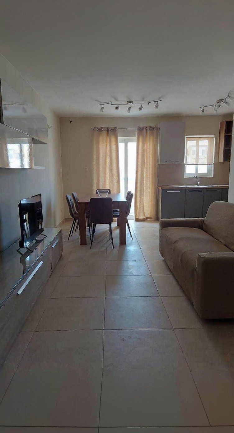Apartment in St Paul's Bay - 2 beds, 2 baths — 1