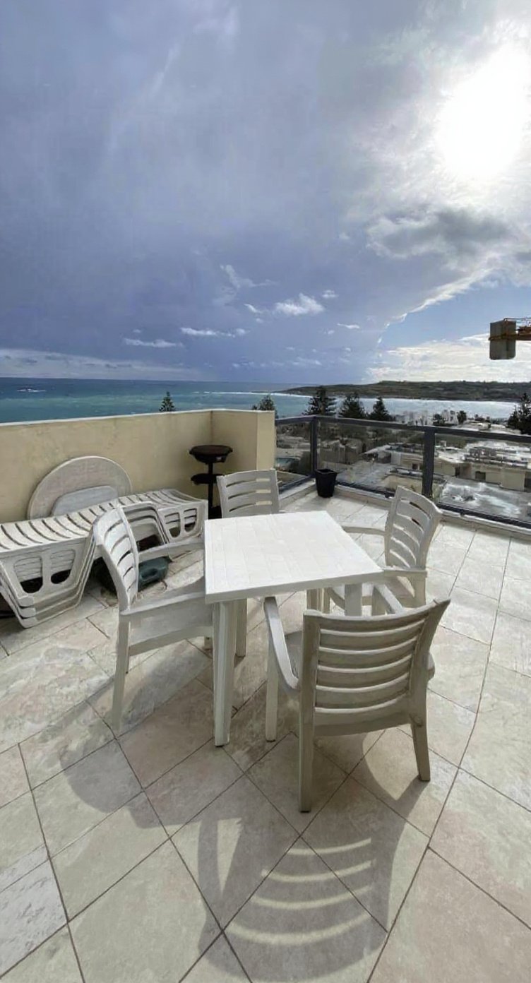 Penthouse in Marsaskala - 2 beds, 2 baths — 4