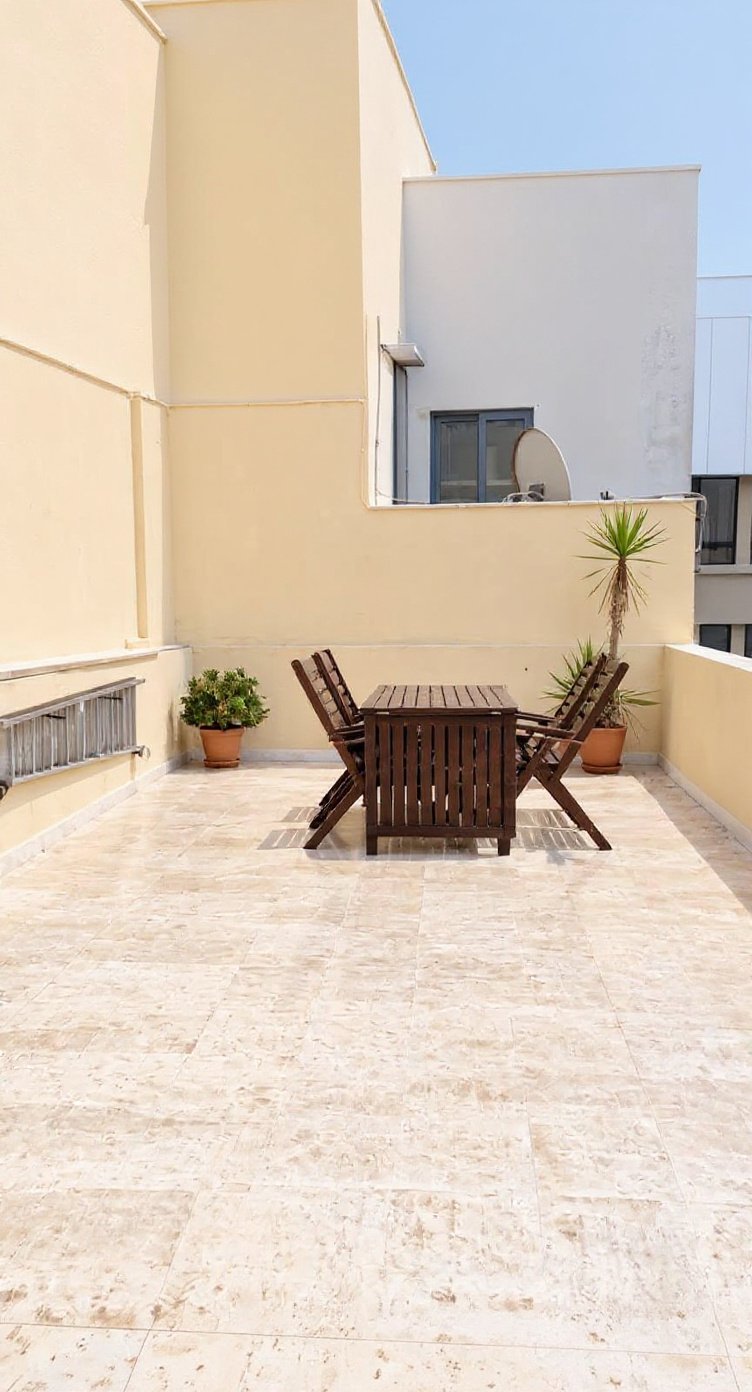 Apartment in Sliema - 2 beds — 4