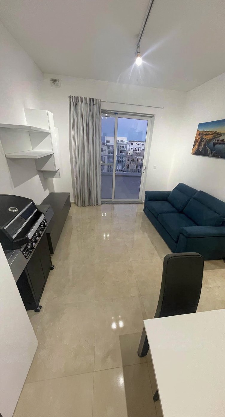 Penthouse in Zurrieq - 3 beds, 2 baths — 1