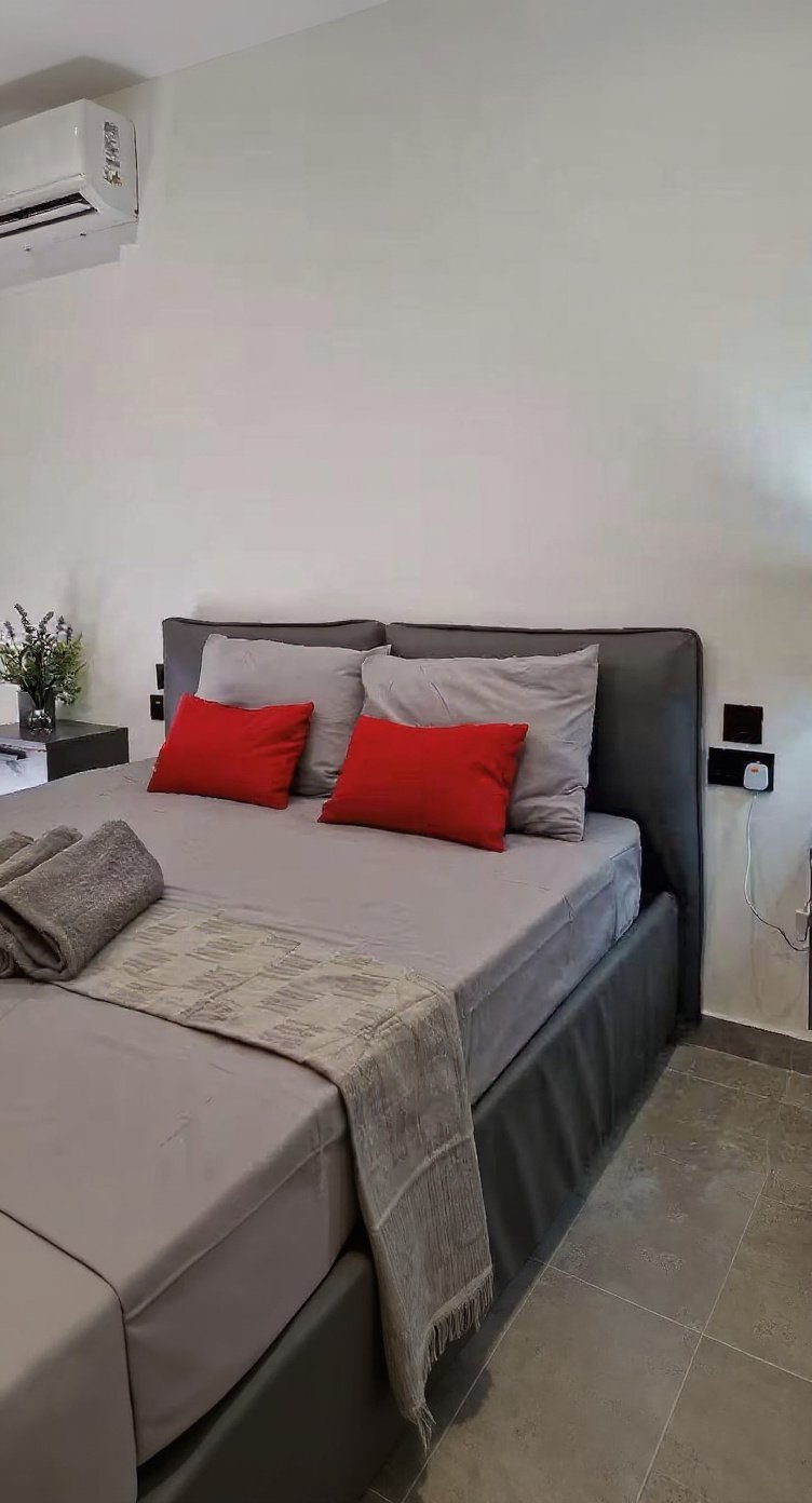 Apartment in Qawra - 2 beds, 2 baths — 5