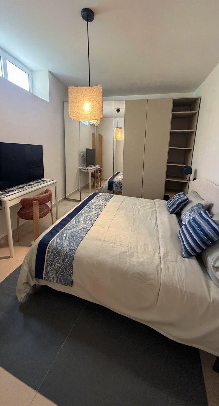 Apartment in Pembroke - 1 bed — 3