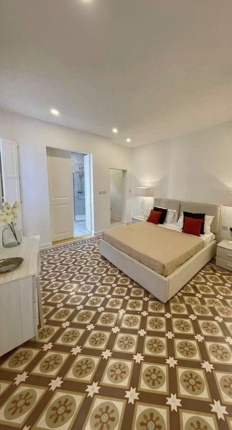 Townhouse in Kalkara - 3 beds, 3 baths — 2