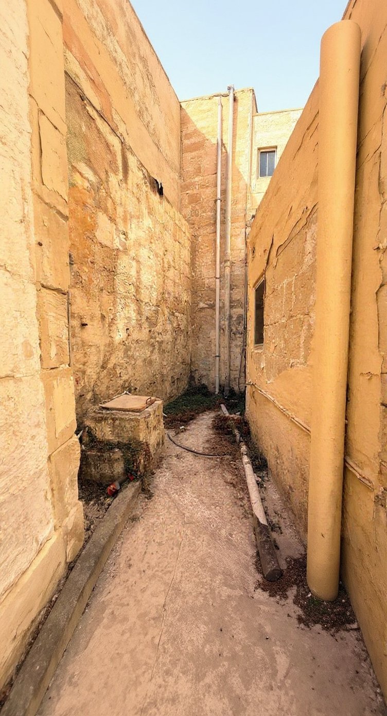Townhouse in Tarxien - 2 beds, 1 bath — 1