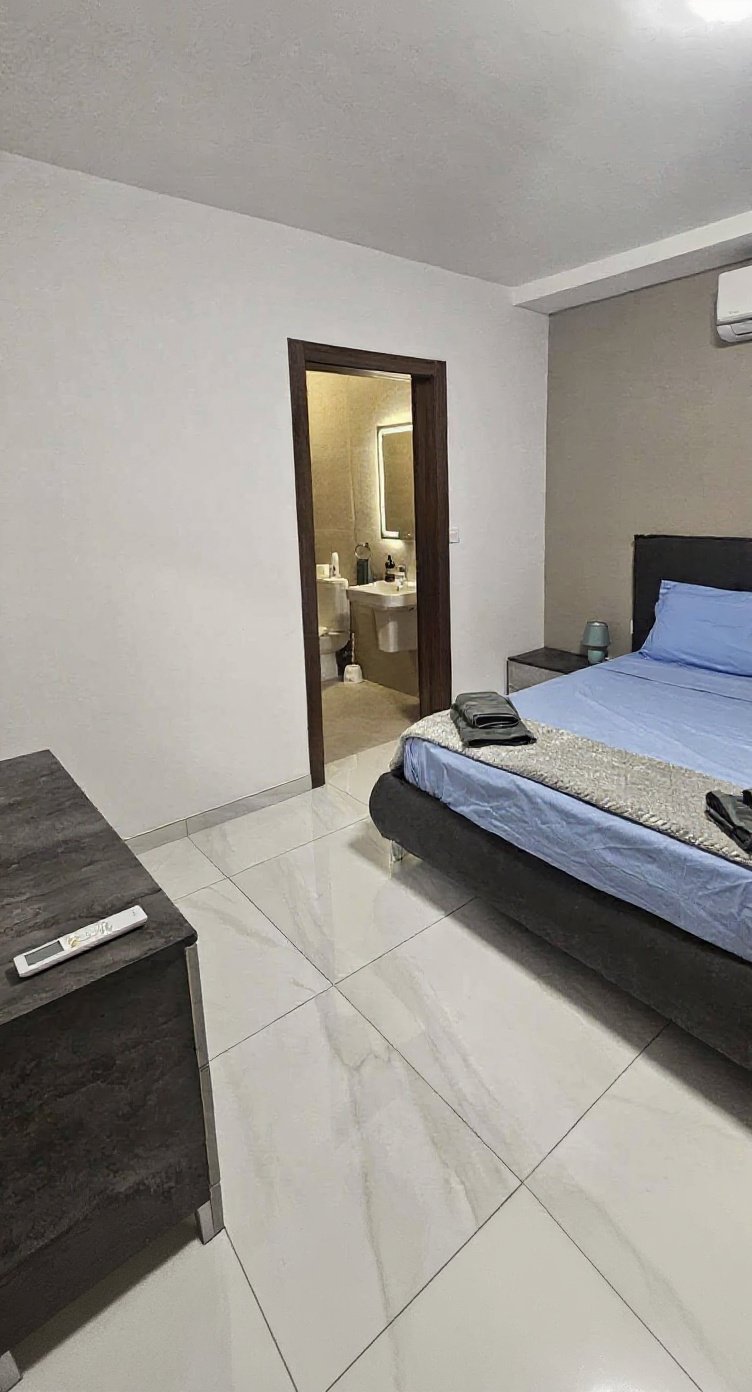 Apartment in Qawra - 2 beds, 2 baths — 5