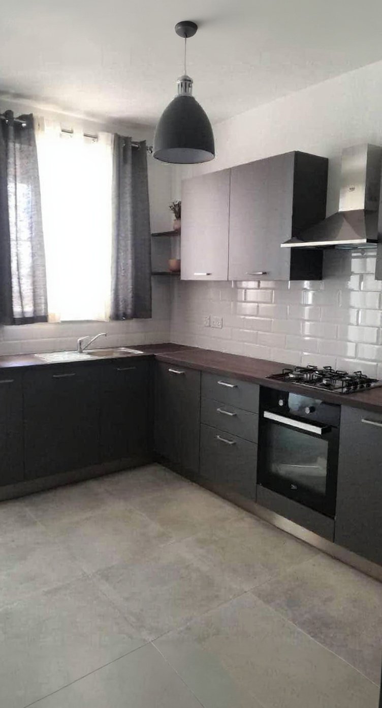 Apartment in Qawra - 3 beds, 2 baths — 1