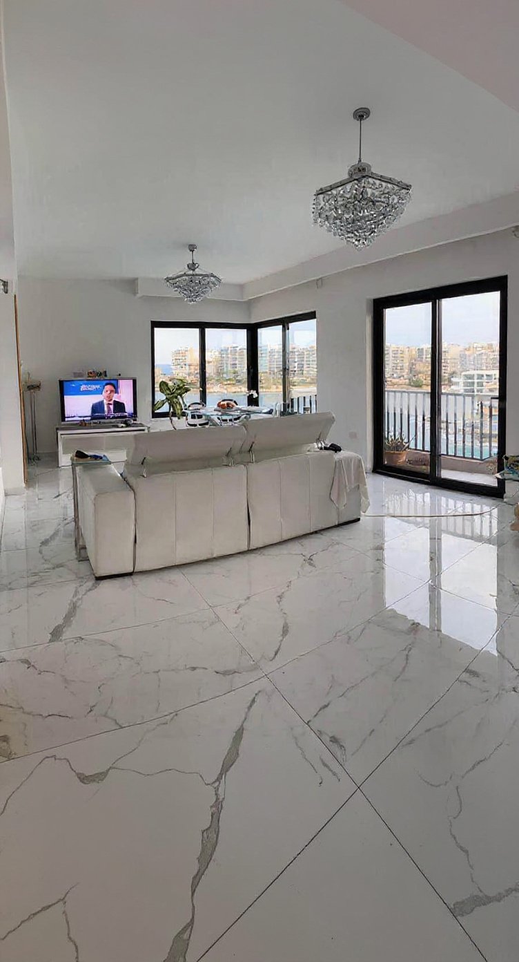 Apartment in St Julian's - 2 beds, 2 baths — 1