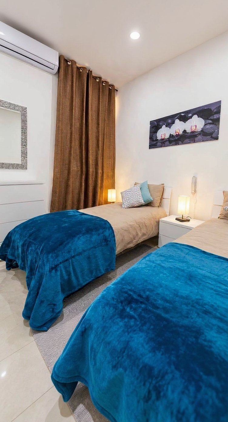 Apartment in Gzira - 2 beds, 2 baths — 4